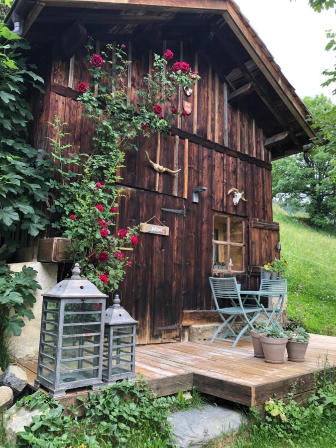 オトリュス Le Pika Bed & Breakfast エクステリア 写真